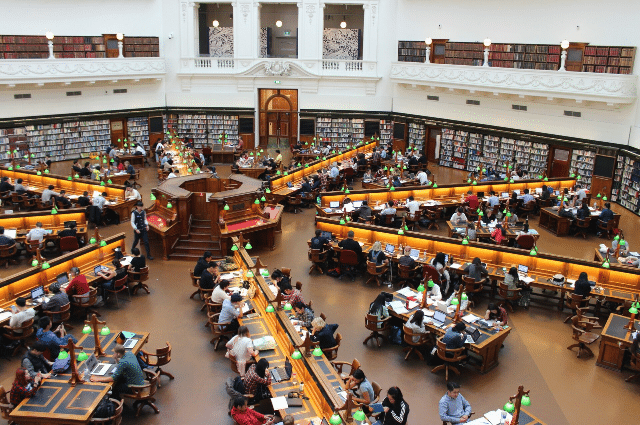 biblioteca escuela de negocios