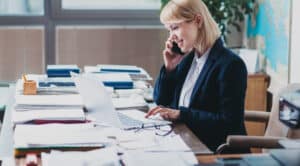 estudiar administrativo a distancia - FP